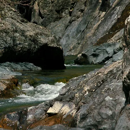 Katafygio-oiti Lodge Παύλιανη