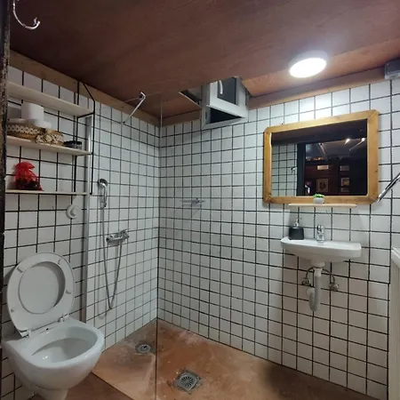 Katafygio-oiti Lodge Pavliani