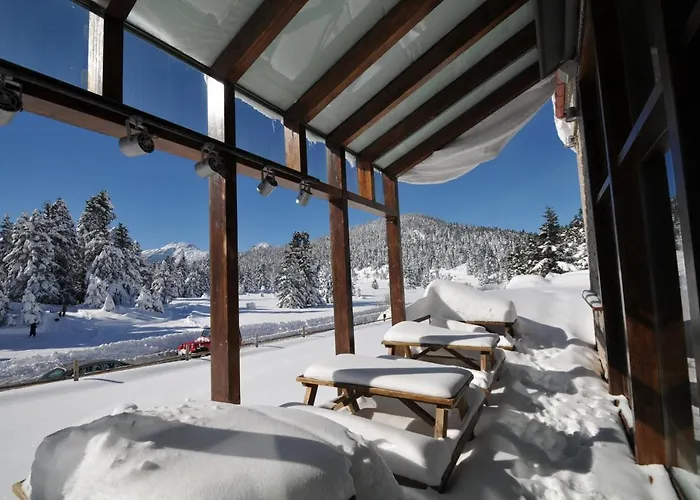 Katafygio-oiti Lodge *